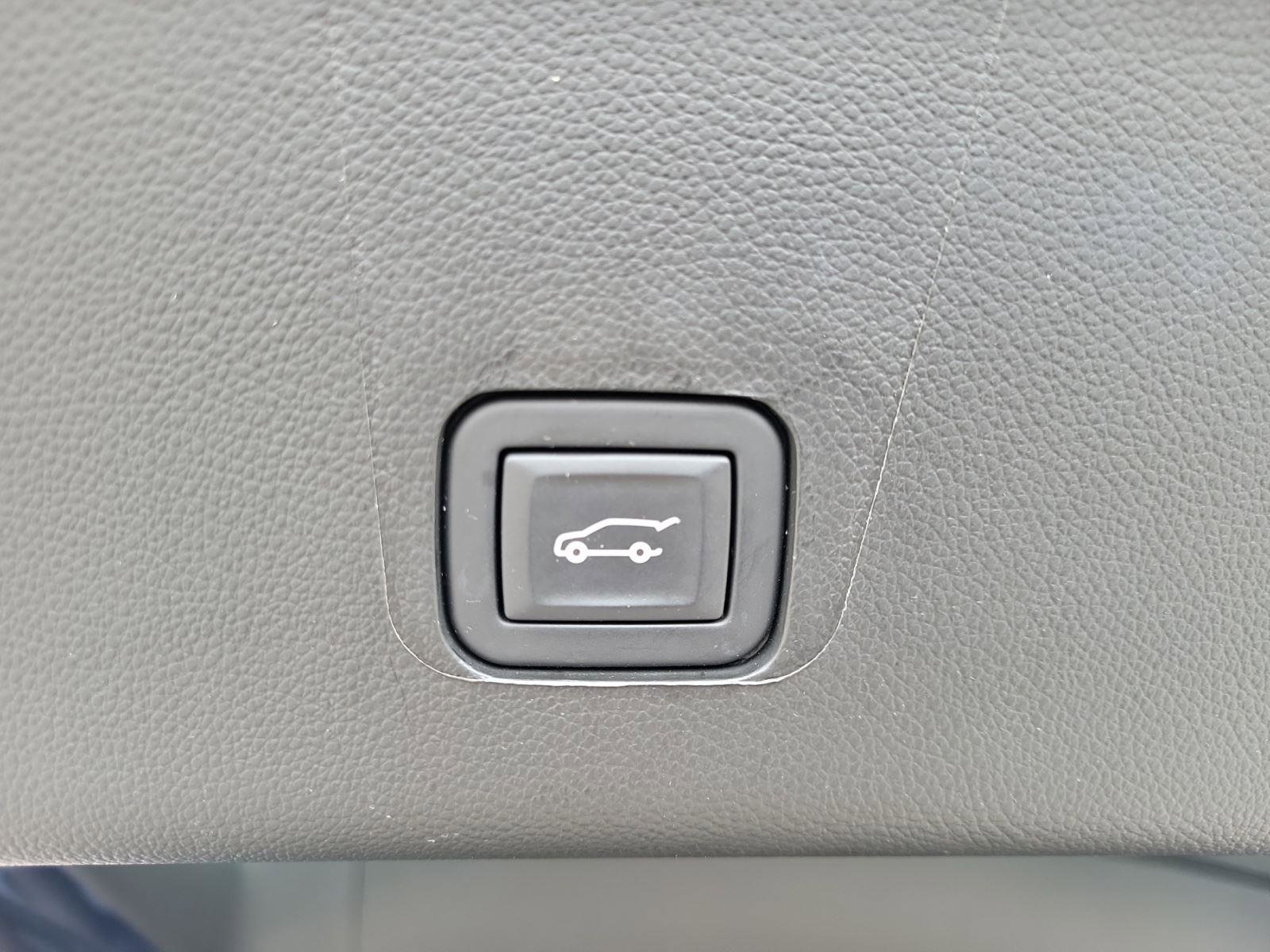 Certified 2023 Chevrolet Traverse LT image 23