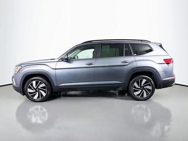 Used 2024 Volkswagen Atlas SE image 4