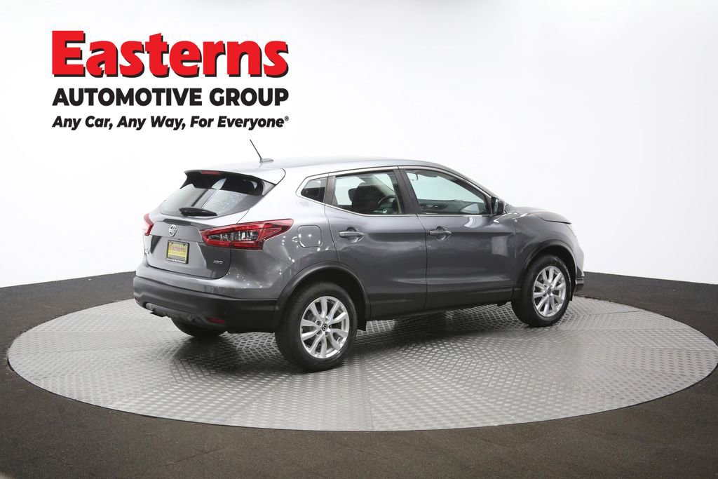 Used 2021 Nissan Rogue Sport S image 40