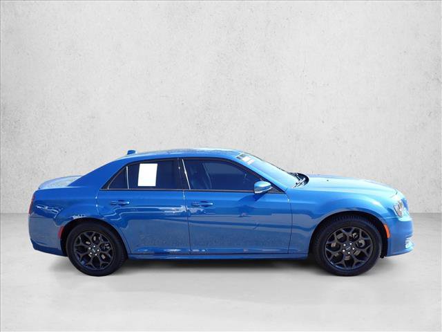 Used 2022 Chrysler 300 Touring L w/ Comfort Group AWD/4WD image 5