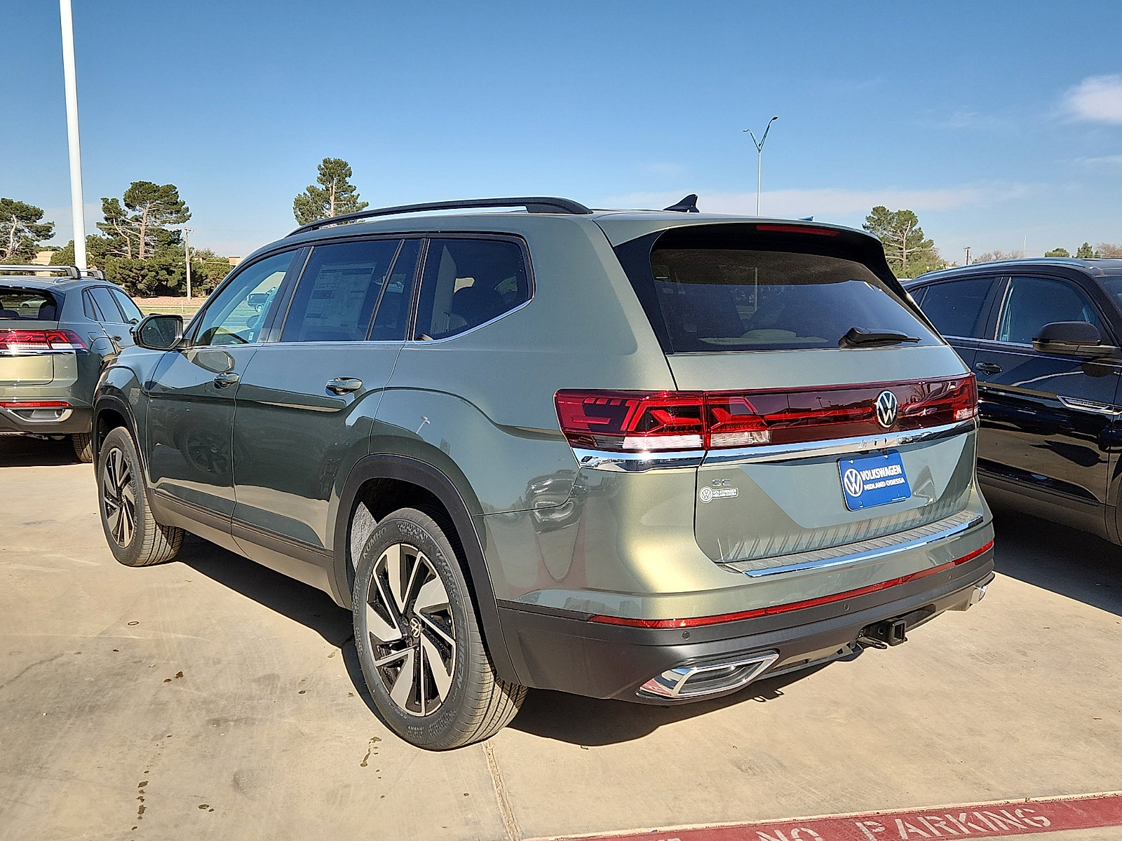 New 2026 Volkswagen Atlas SE image 5