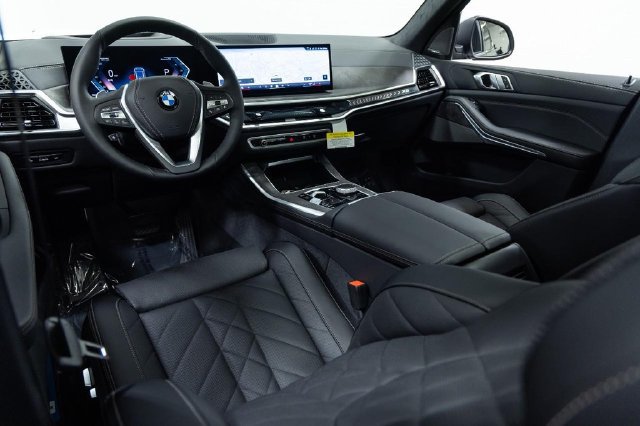 Certified 2026 BMW X5 xDrive40i w/ Premium Package AWD/4WD image 17