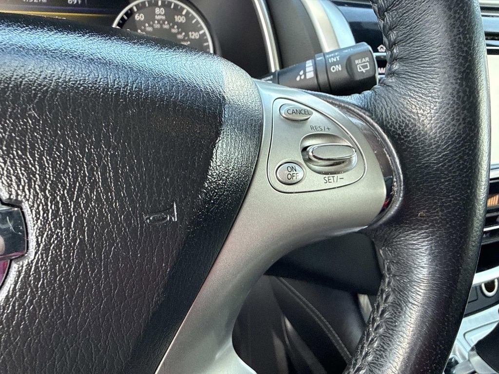 Used 2018 Nissan Murano SV image 33