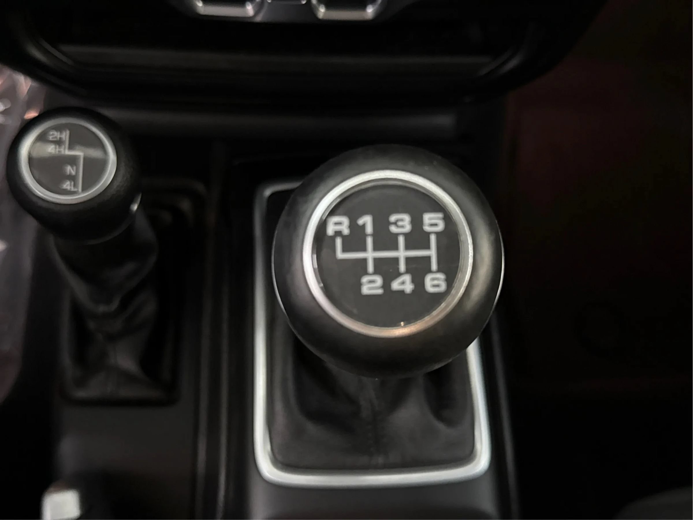 Used 2018 Jeep Wrangler Unlimited Sport S AWD/4WD image 44