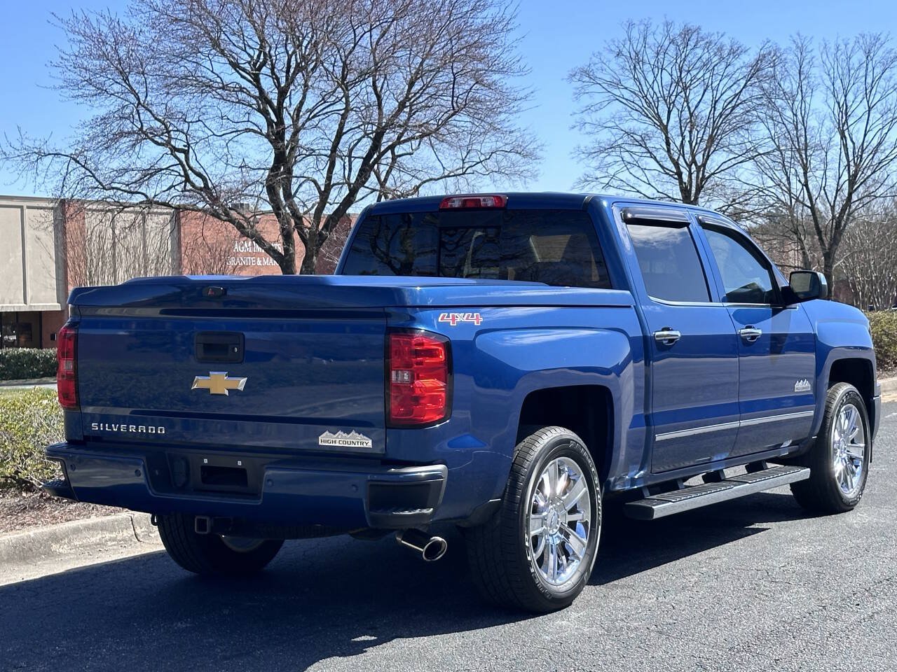 Used 2015 Chevrolet Silverado 1500 High Country w/ High Country Premium Package AWD/4WD image 7