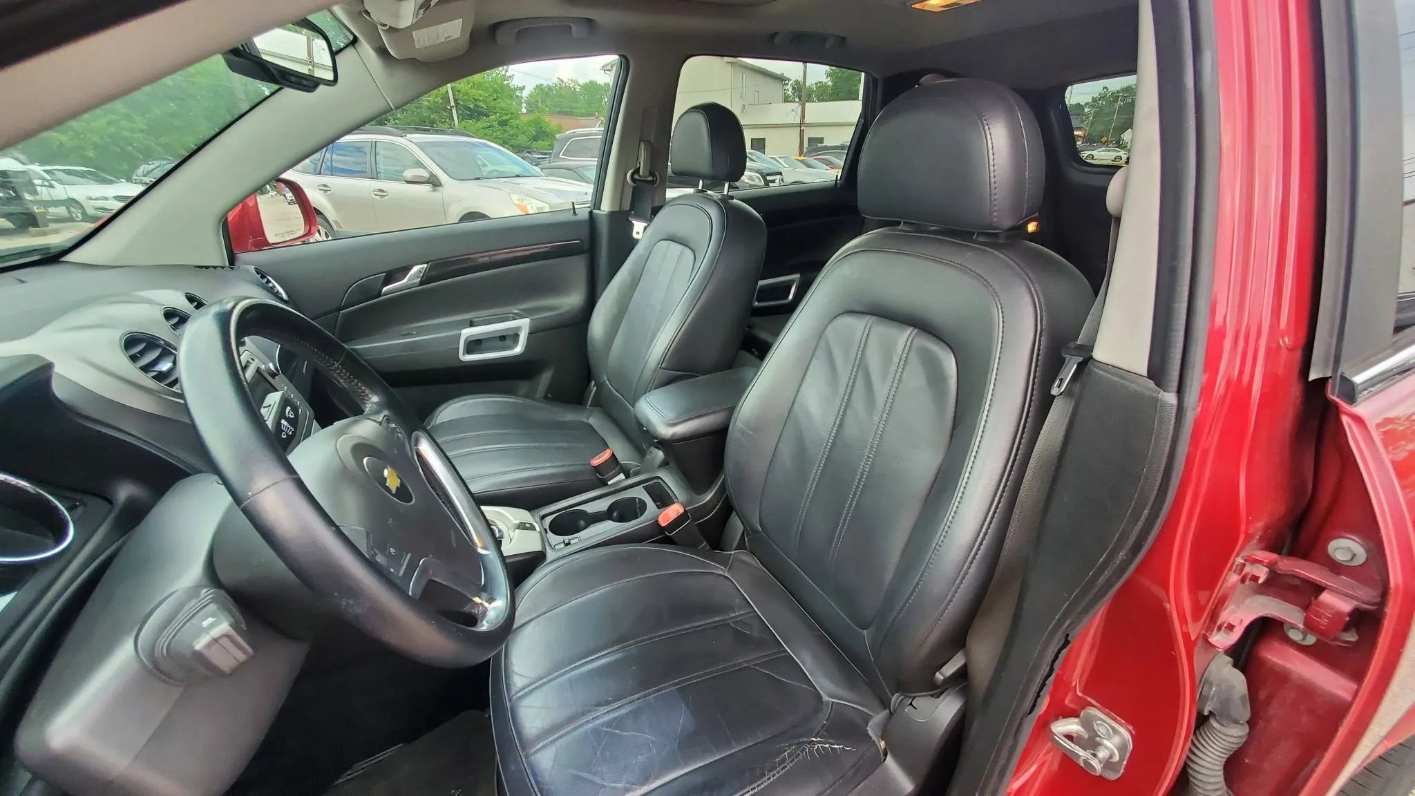 Used 2014 Chevrolet Captiva Sport LTZ FWD image 17