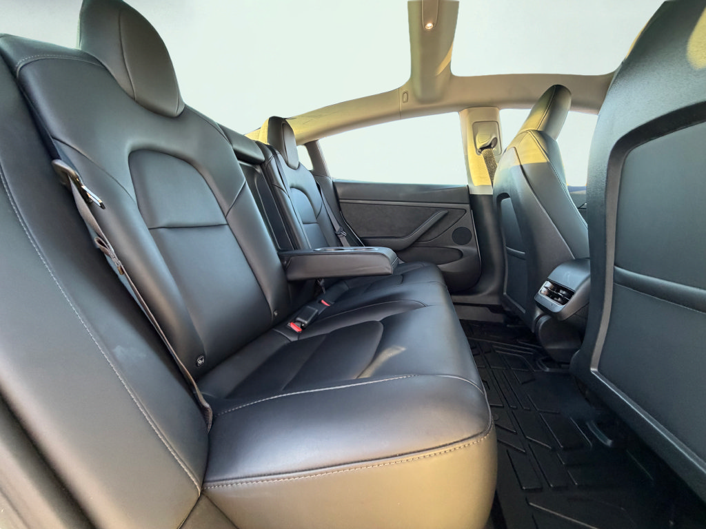 Used 2023 Tesla Model 3 Standard Range RWD image 24
