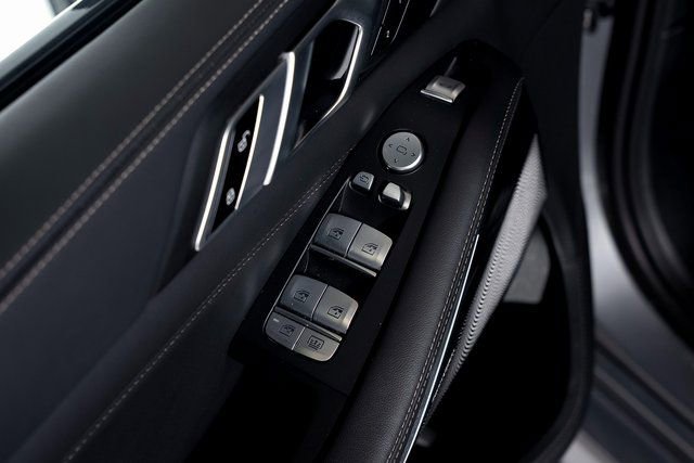 Used 2025 BMW ALPINA XB7 image 68