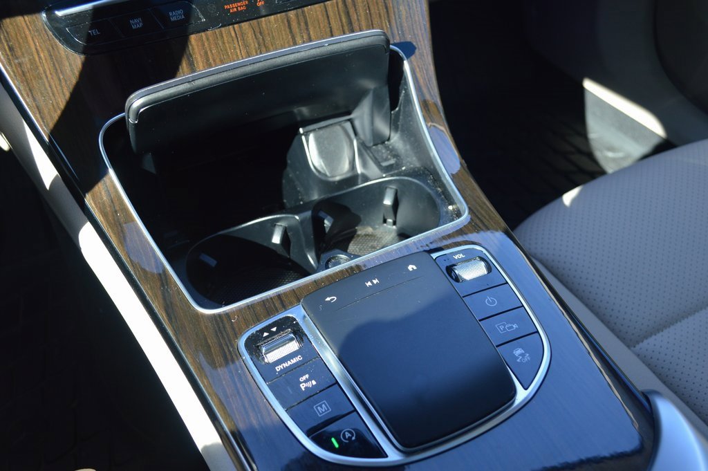 Used 2022 Mercedes-Benz GLC 300 image 26