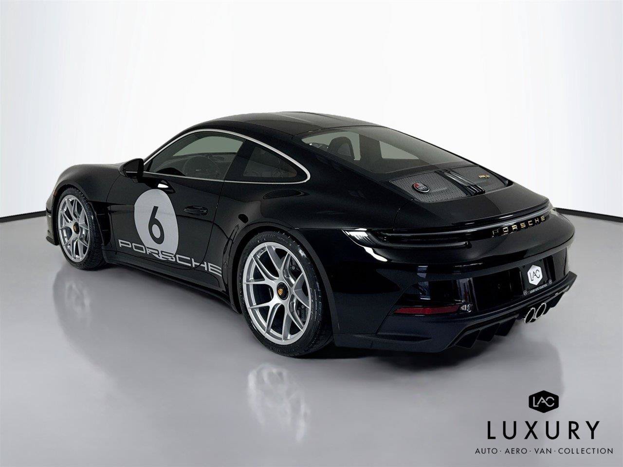 Used 2024 Porsche 911 GT3 RS RWD image 7