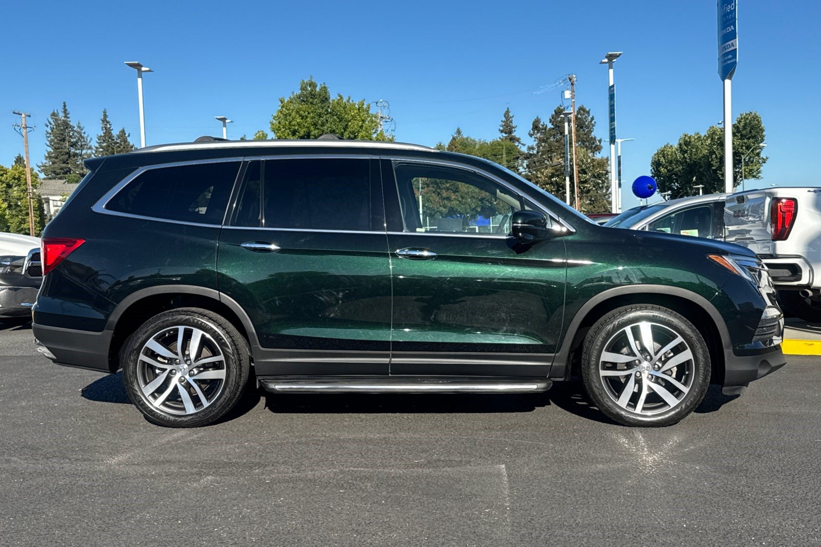 Used 2016 Honda Pilot Touring image 8