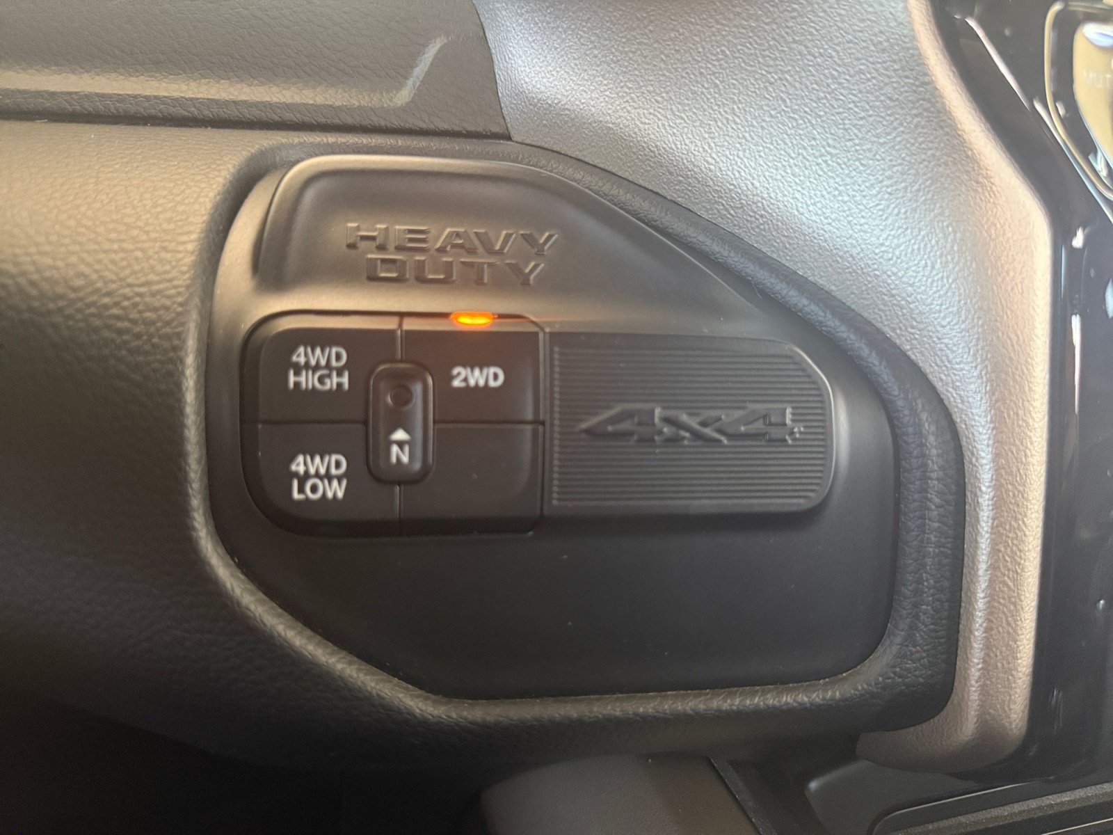 Used 2019 RAM 3500 Laramie w/ Black Appearance Package AWD/4WD image 22