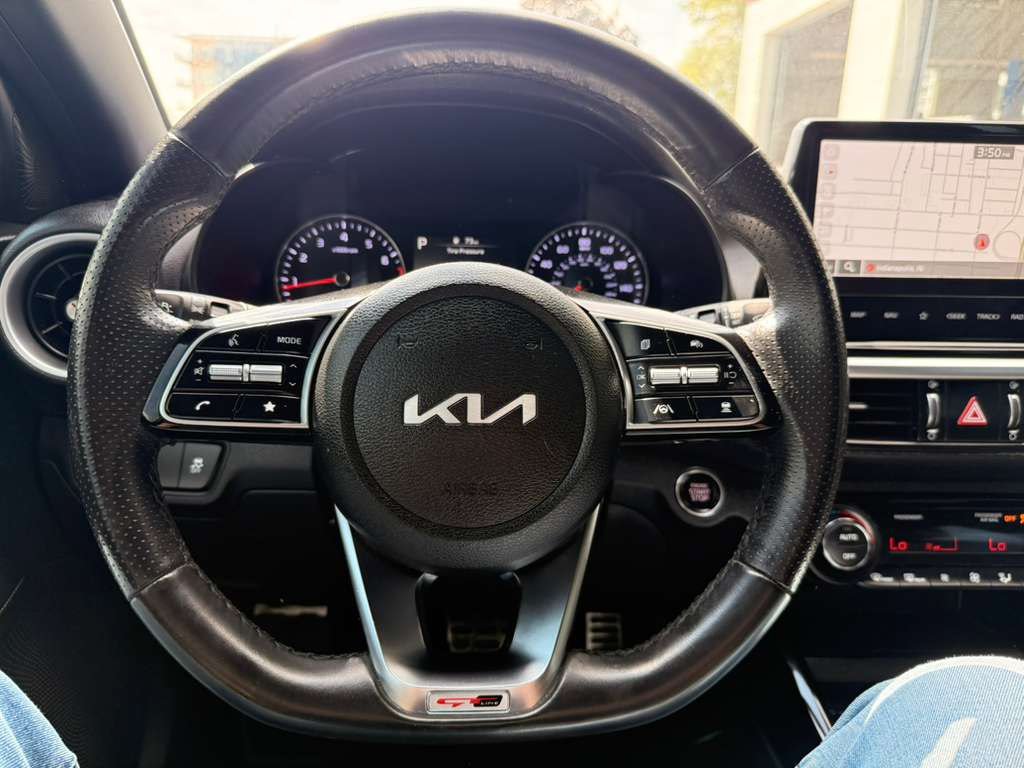 Used 2024 Kia Forte GT-Line FWD image 27