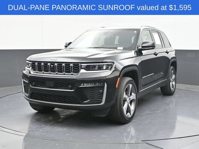 Used 2026 Jeep Grand Cherokee Limited w/ Luxury Tech Group II AWD/4WD image 3