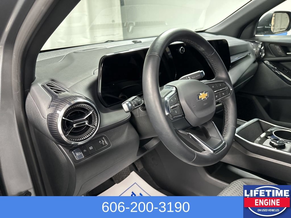 Used 2026 Chevrolet Equinox LT FWD image 18