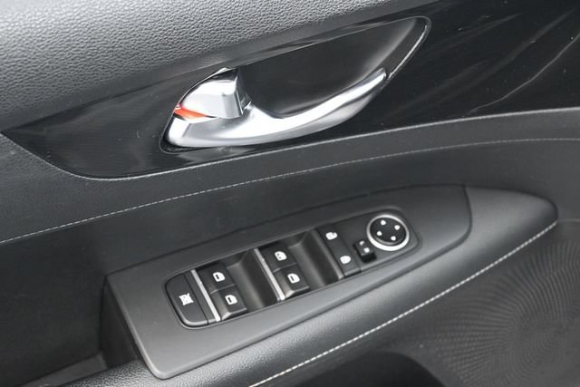 Used 2023 Kia Forte GT-Line w/ GT-Line Technology Package FWD image 12