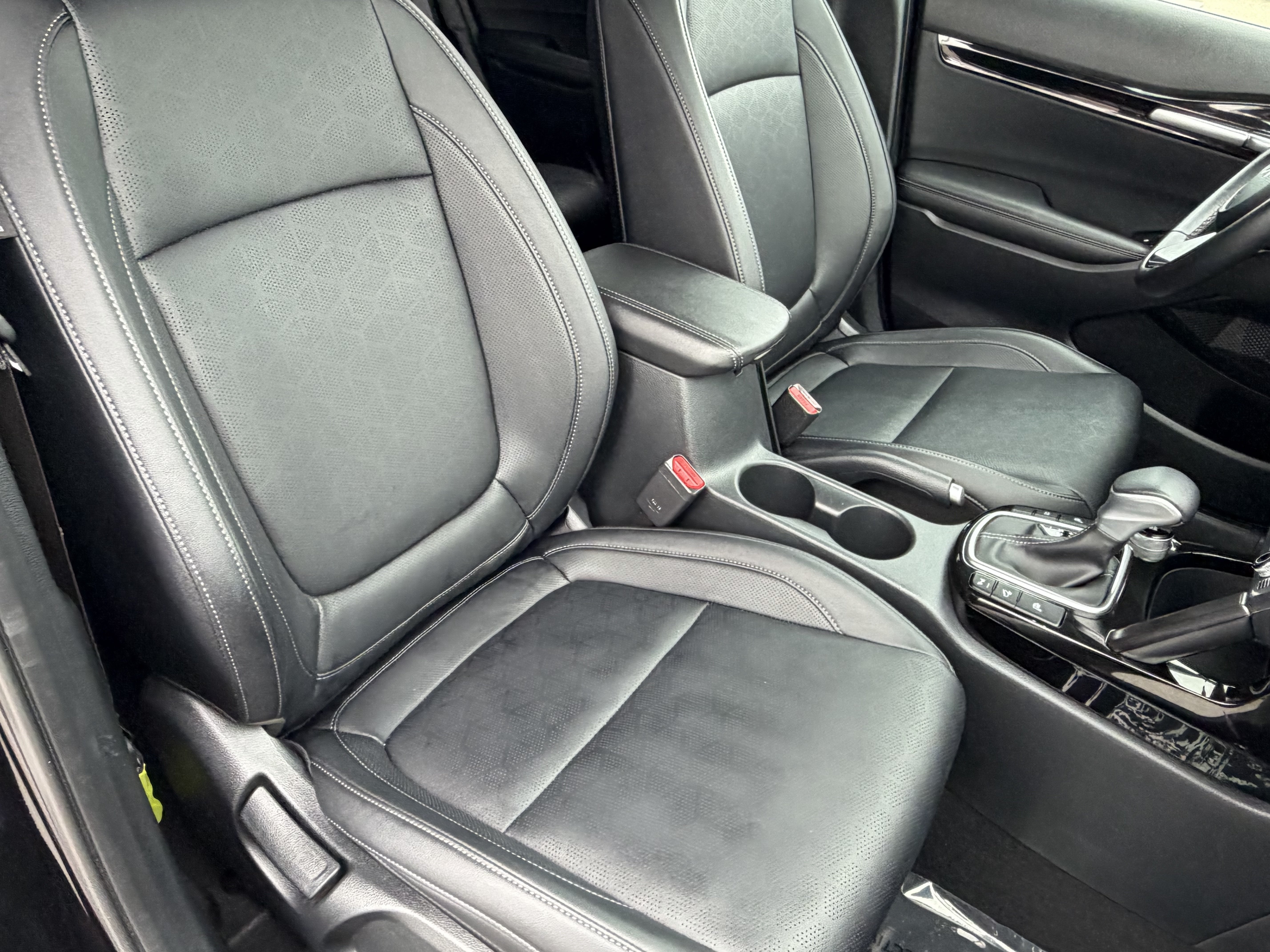Used 2025 Kia Seltos EX w/ EX Sunroof Package FWD image 11