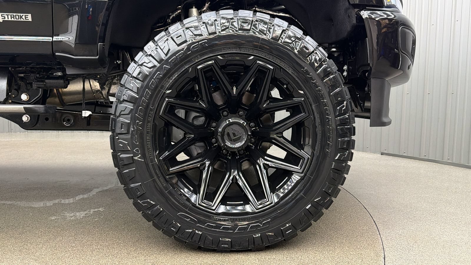 Used 2026 Ford F350 Platinum w/ FX4 Off-Road Package AWD/4WD image 10