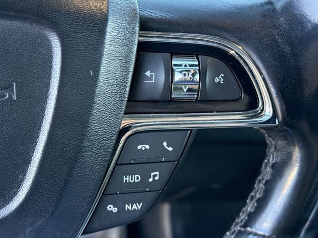 Used 2018 Lincoln Navigator L Reserve w/ Technology Package image 23