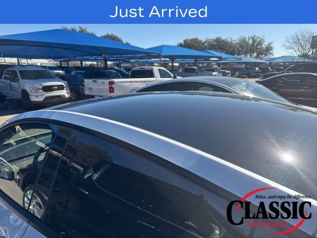 Used 2024 Tesla Model Y Long Range image 12