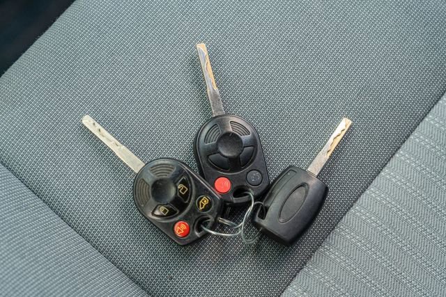 Used 2015 Ford Transit 250 130 Low Roof w/ Exterior Upgrade Package image 42