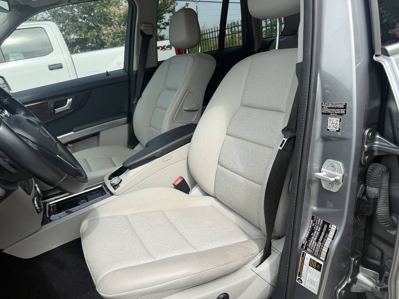 Used 2015 Mercedes-Benz GLK 350 2WD w/ Premium 1 Package image 7