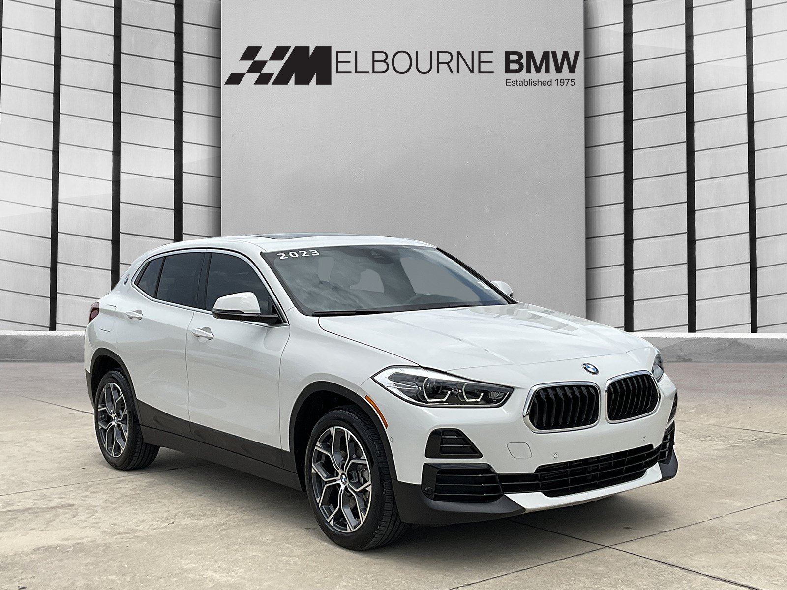 Used 2023 BMW X2 sDrive28i w/ Convenience Package FWD image 1
