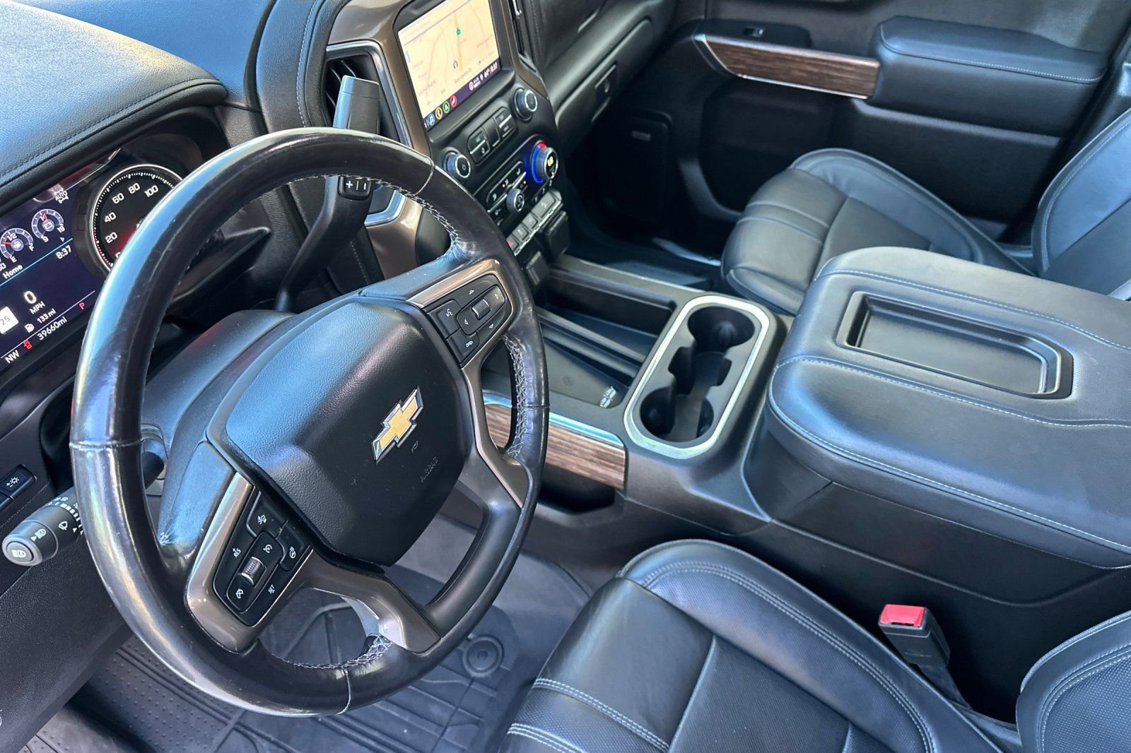 Used 2022 Chevrolet Silverado 2500 High Country w/ Z71 Off-Road Package image 10