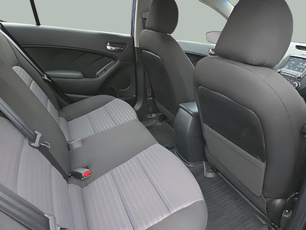 Used 2018 Kia Forte S image 14
