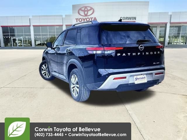 Used 2025 Nissan Pathfinder SL AWD/4WD image 17