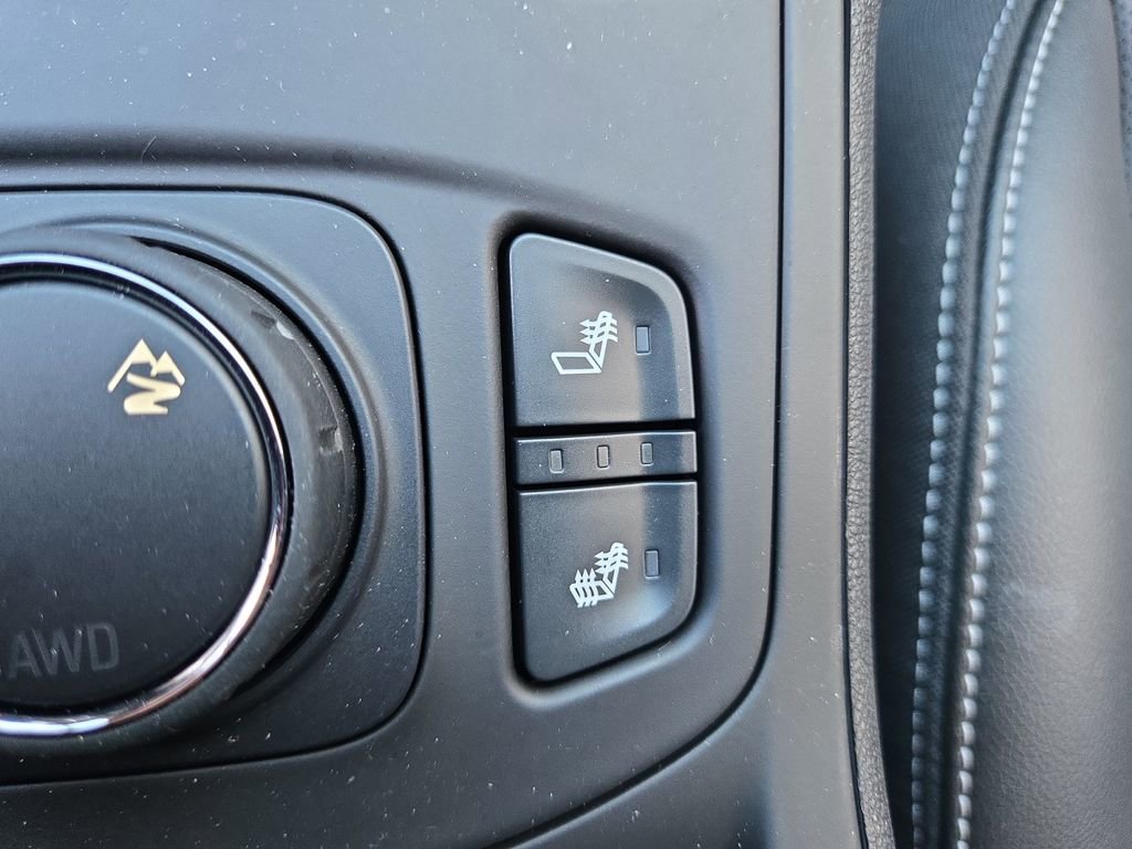 Used 2022 GMC Terrain SLT image 27