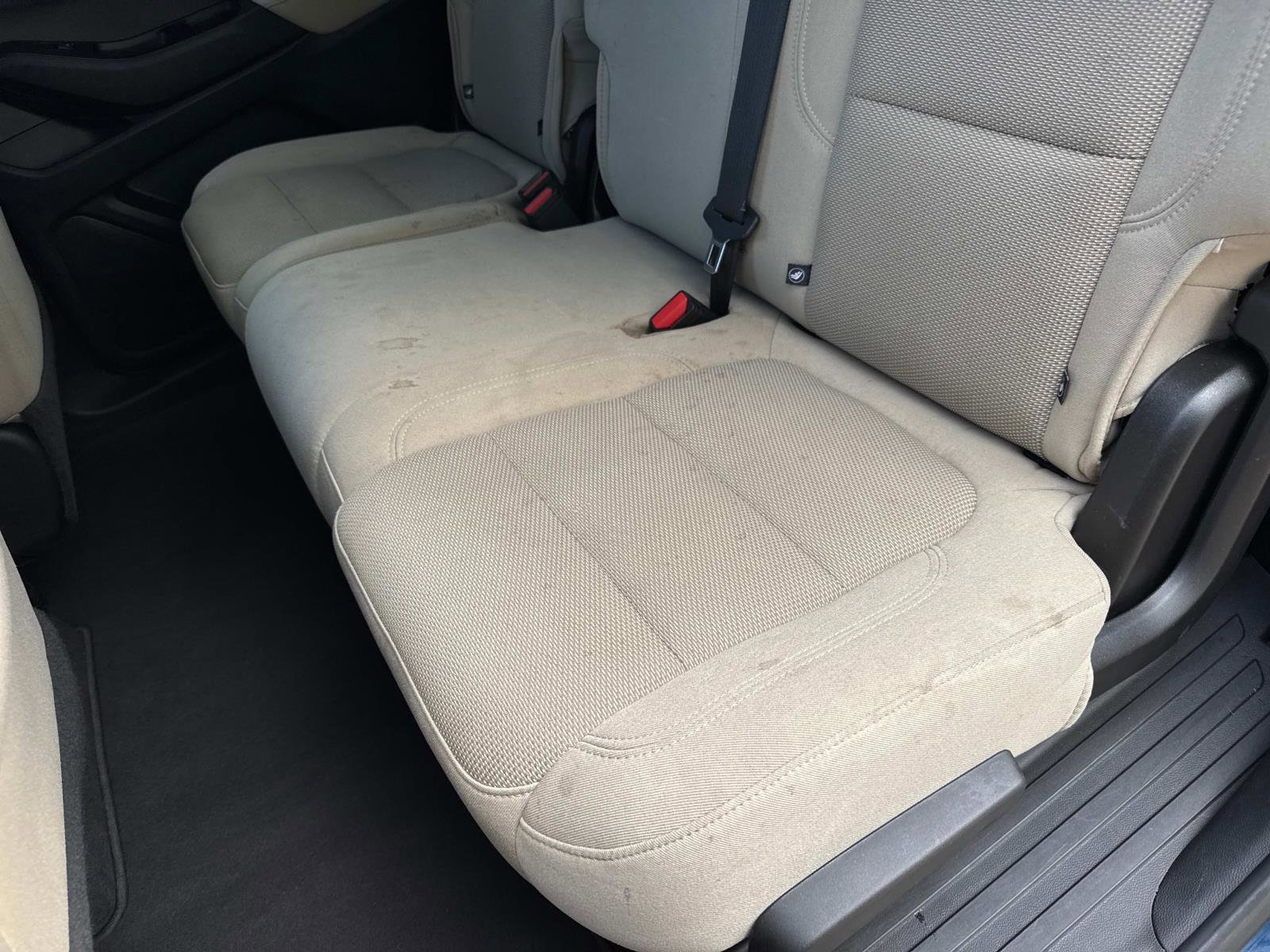 Used 2023 Chevrolet Traverse LS image 12