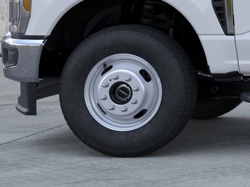 New 2026 Ford F350 XL w/ XL Chrome Package image 37