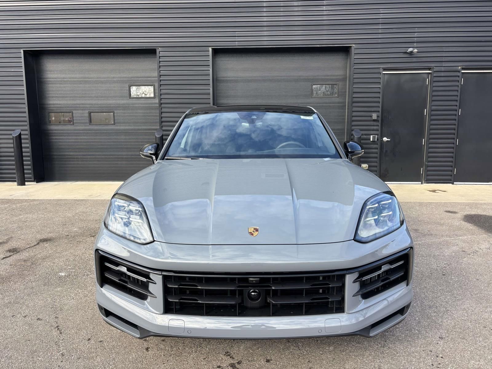 New 2026 Porsche Cayenne S image 13