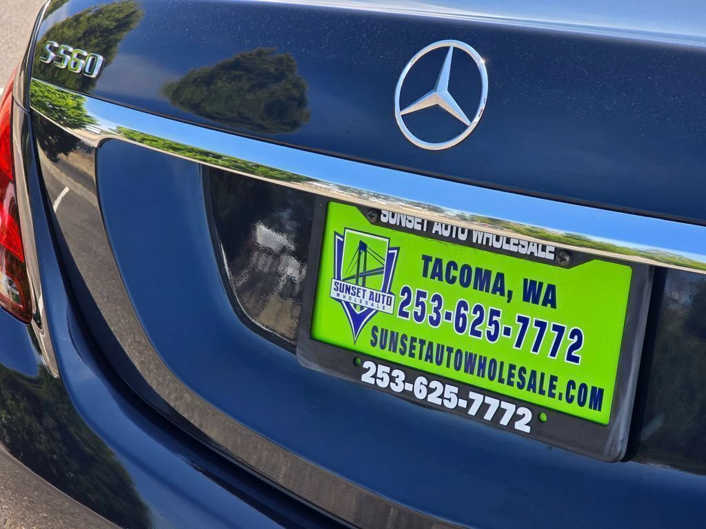 Used 2018 Mercedes-Benz S 560 Sedan w/ Premium Package image 14