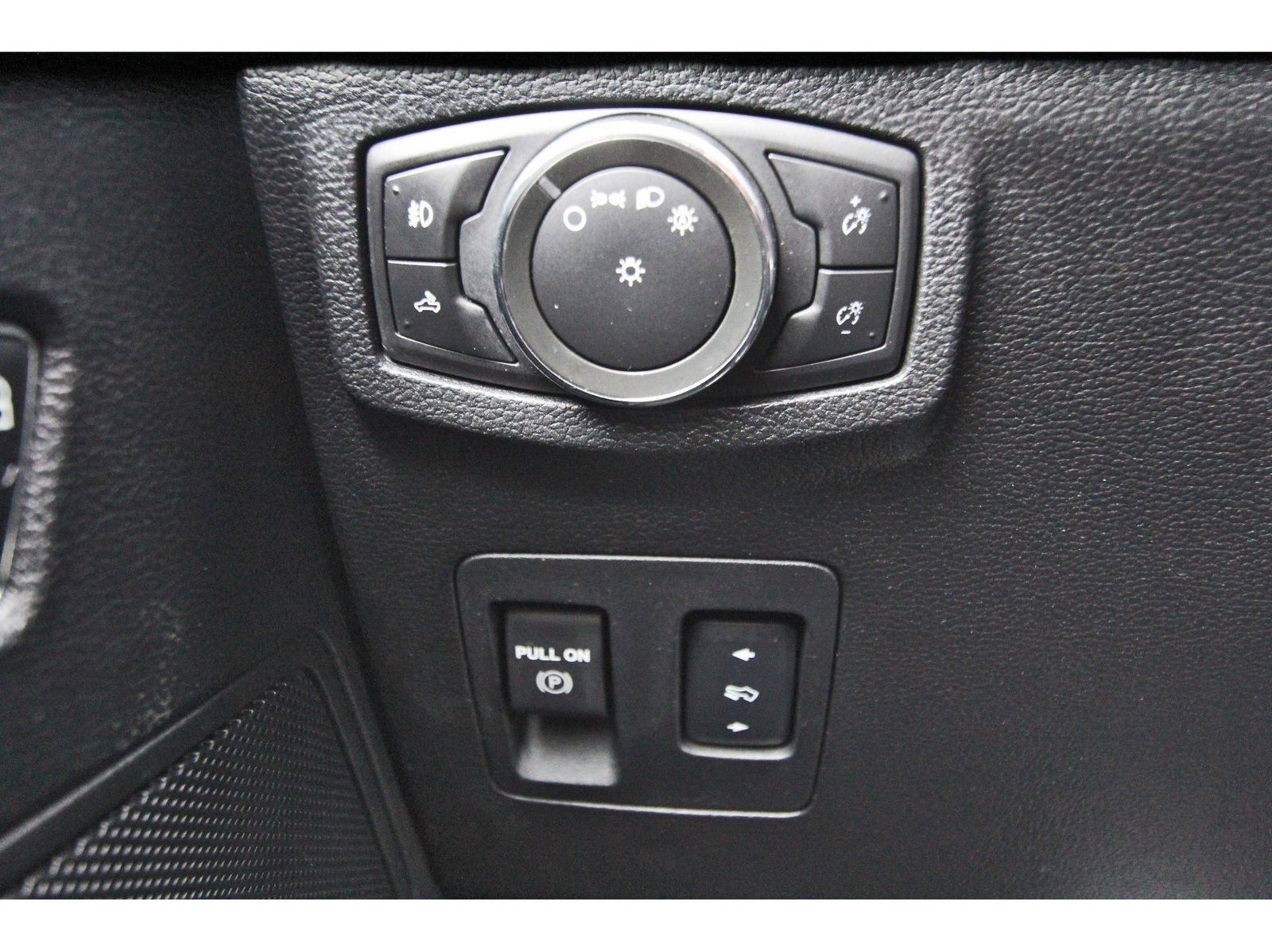 Used 2016 Ford F150 XLT w/ Equipment Group 302A Luxury RWD image 19