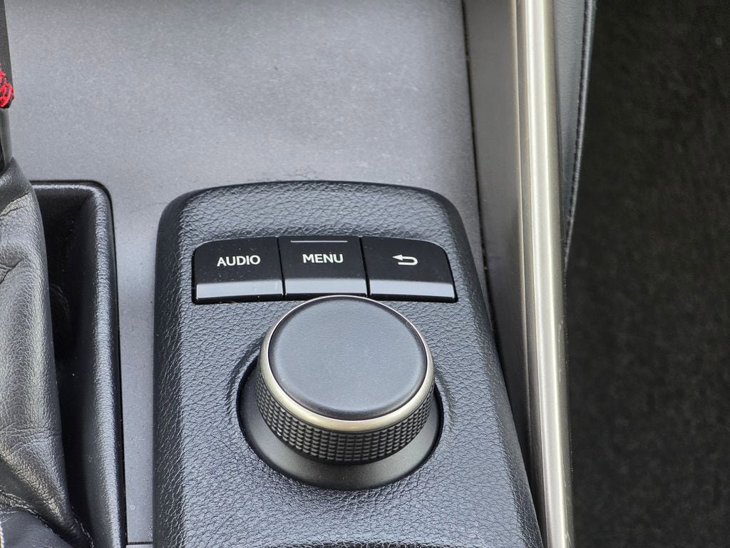 Used 2016 Lexus IS 200t RWD image 17