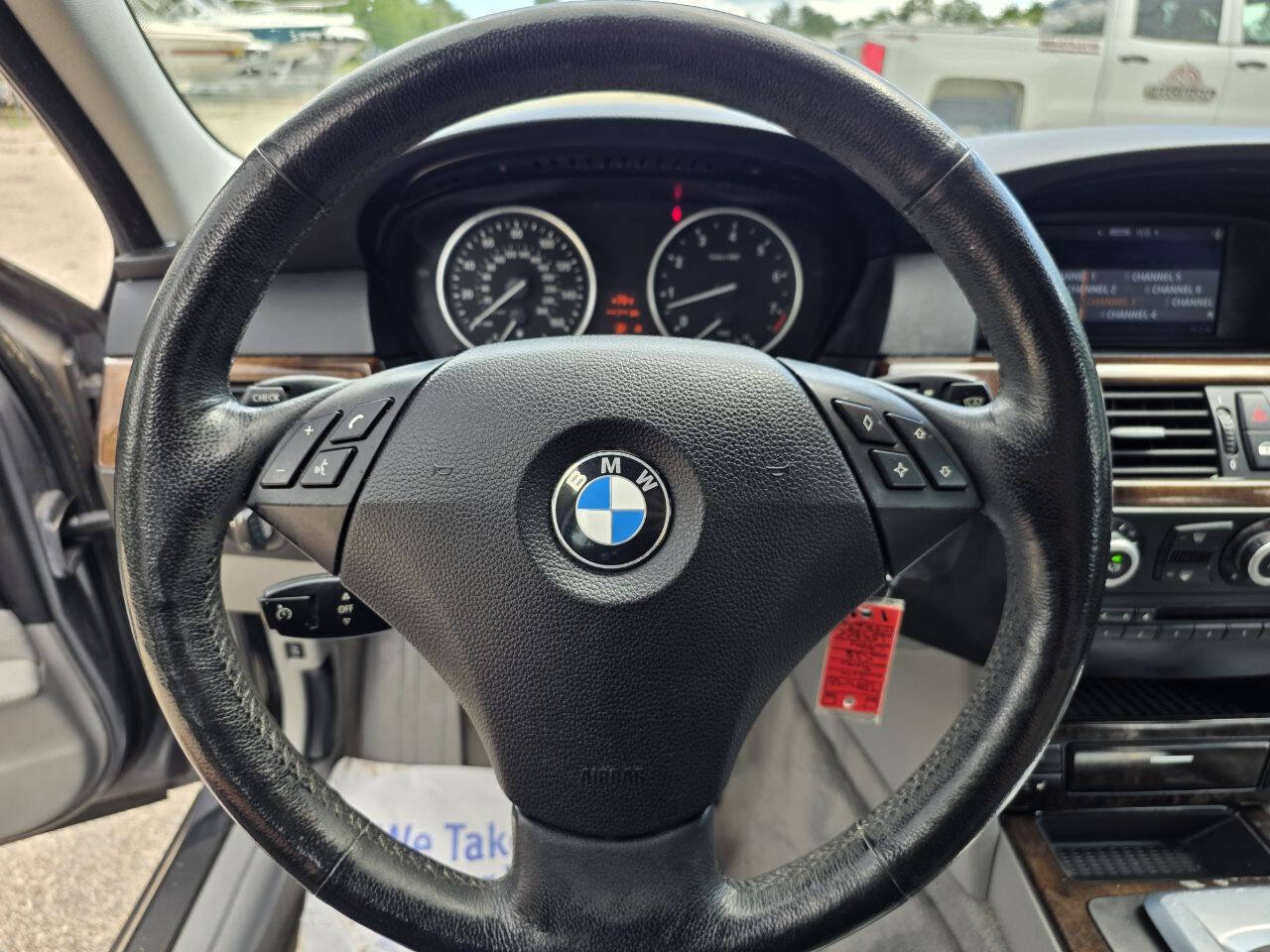 Used 2010 BMW 528i xDrive Sedan AWD/4WD image 20
