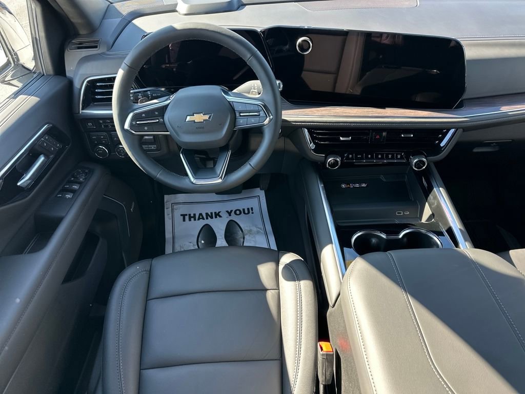 New 2026 Chevrolet Suburban LT w/ Comfort Package image 17