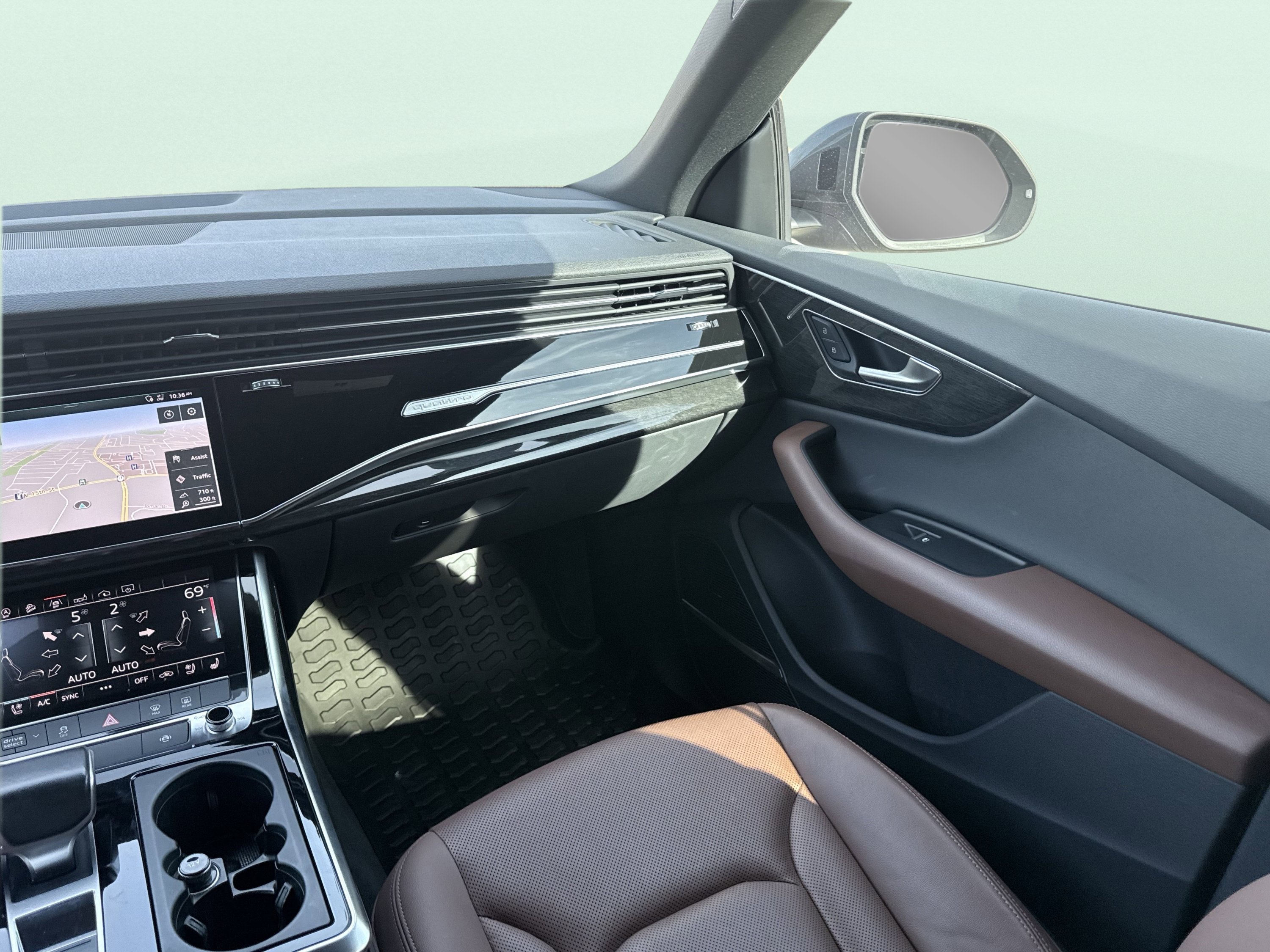 Used 2019 Audi Q8 Premium Plus w/ Premium Plus AWD/4WD image 58