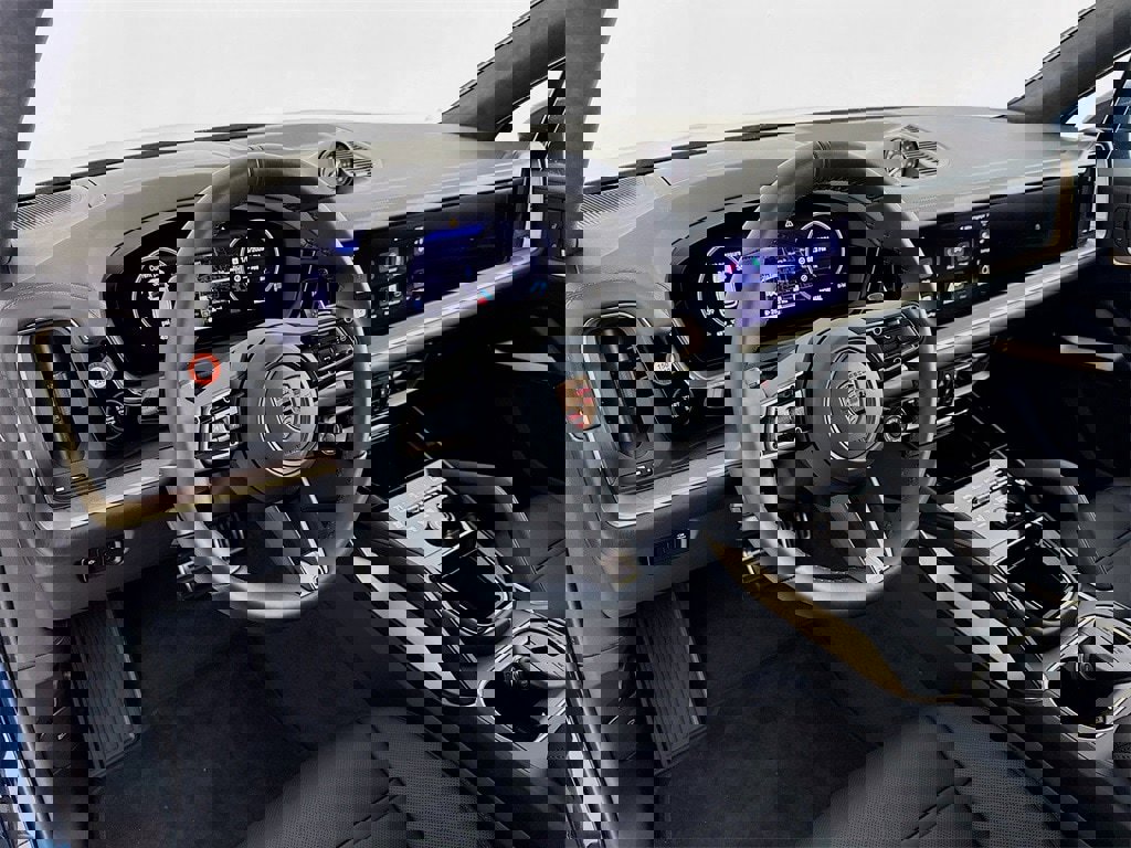 New 2026 Porsche Cayenne GTS image 4