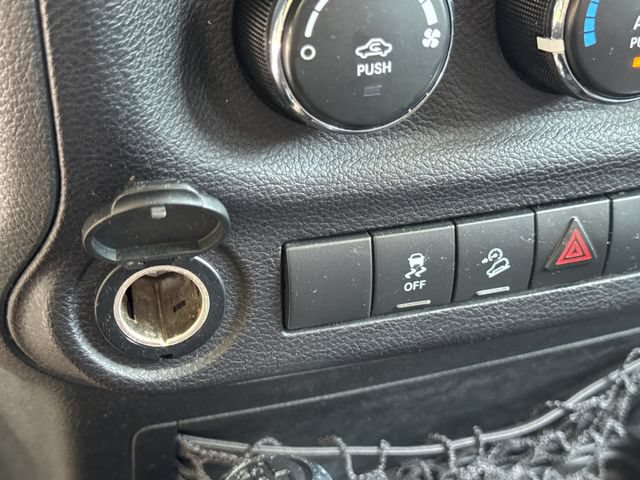 Used 2017 Jeep Wrangler Unlimited Sport w/ Connectivity Group AWD/4WD image 24