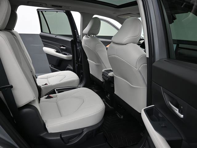 Certified 2025 Toyota Grand Highlander AWD image 19