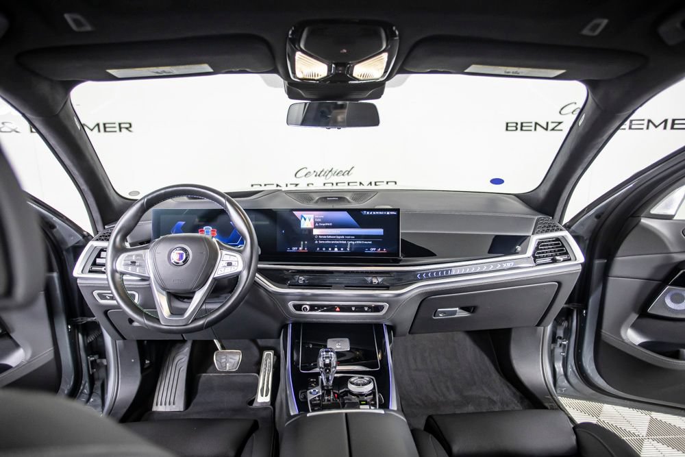 Used 2024 BMW ALPINA XB7 AWD/4WD image 28