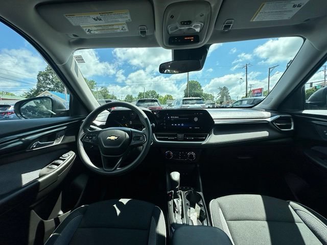 Used 2026 Chevrolet TrailBlazer LS w/ LS Convenience Package FWD image 18