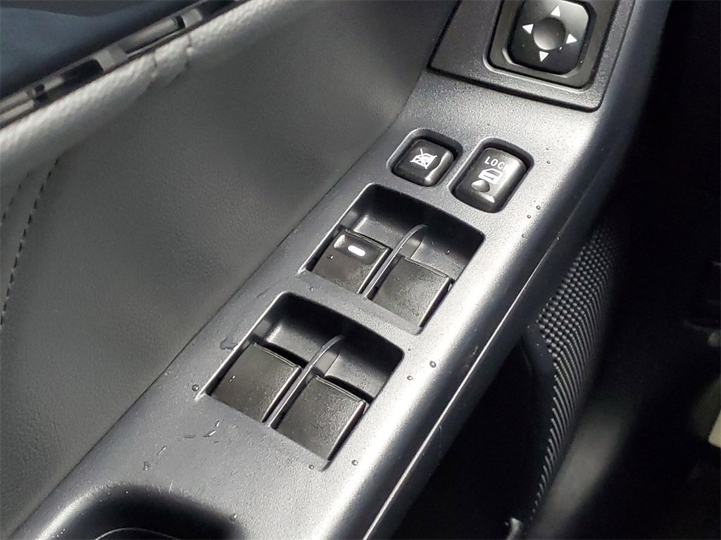 Used 2015 Mitsubishi Lancer Evolution GSR image 15