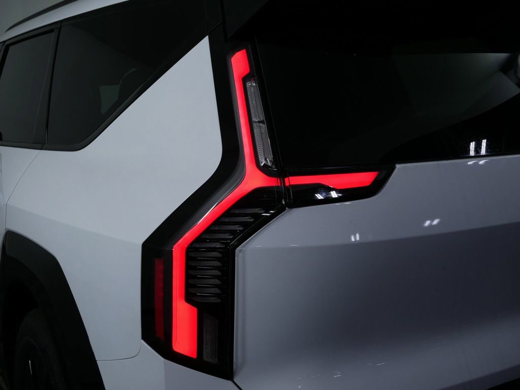 New 2026 Kia EV9 Land image 10