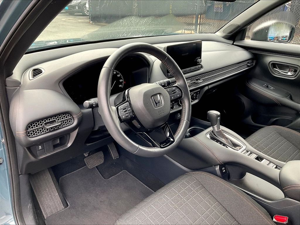 Used 2024 Honda HR-V Sport image 8