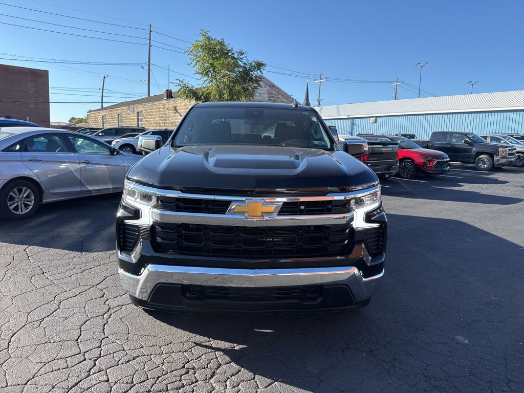 Used 2023 Chevrolet Silverado 1500 LT w/ Protection Package image 2