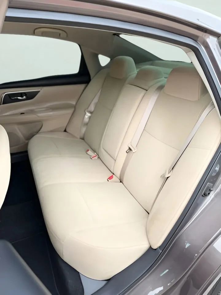 Used 2015 Nissan Altima 2.5 S w/ Special Edition Package FWD image 16